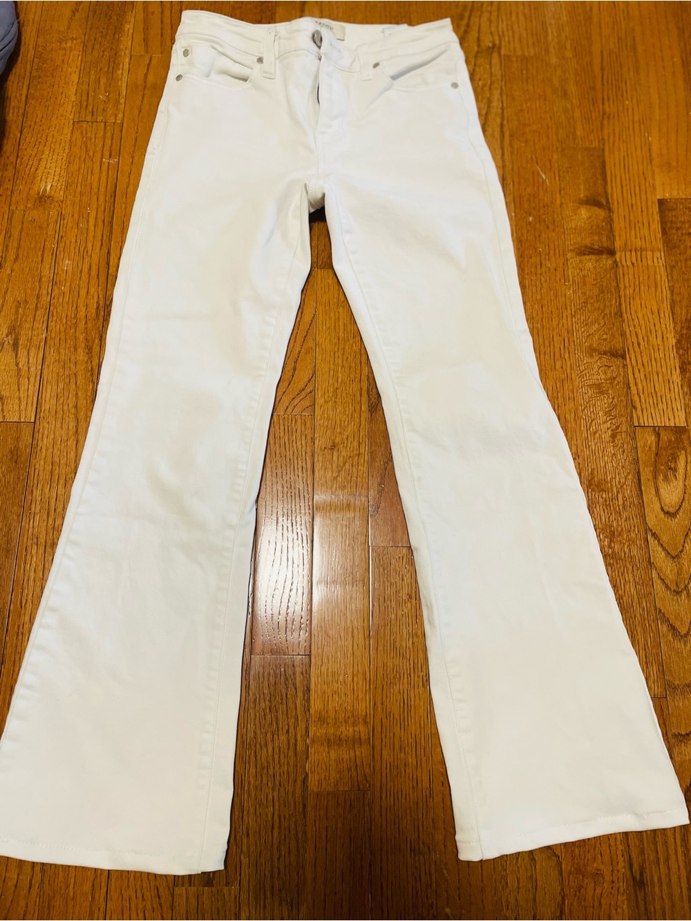 Liverpool Jeans Company Off-White Flare Jeans